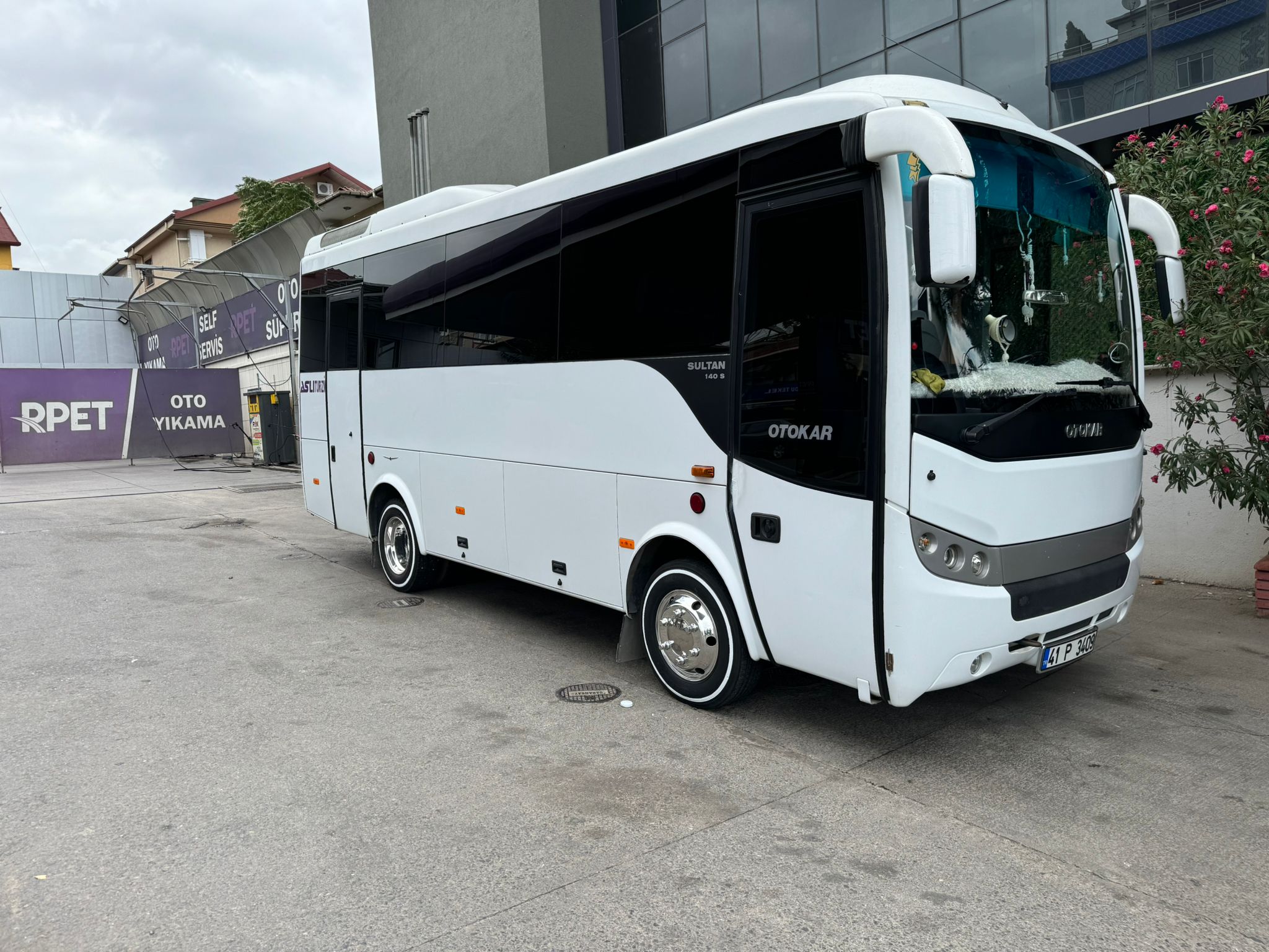 Fırat Turizm Otobüs ve Minibüs Kiralama - Gebze ve Kocaeli'de düğün, gezi ve organizasyonlar için modern araçlarla profesyonel taşımacılık çözümleri